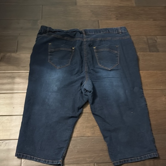 D/C jeans women’s he elastic waist pull on, knee high denim, blue distress - Picture 5 of 5